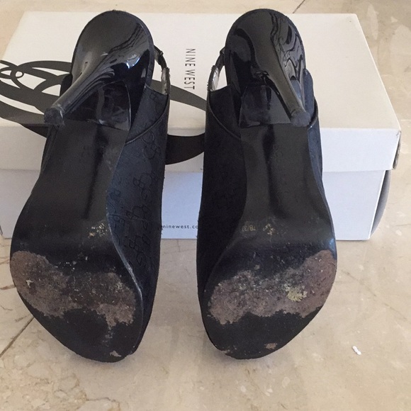 BCBG Black heels - Picture 8 of 8